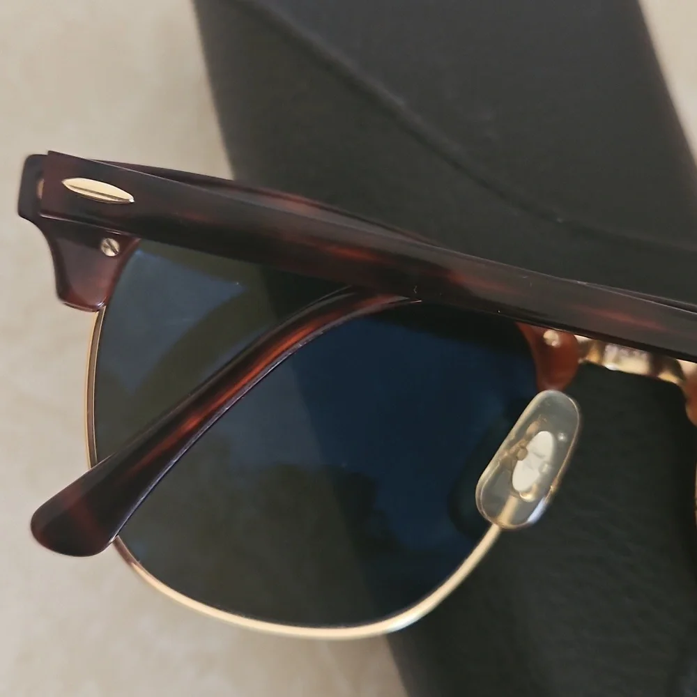 Ray-Ban P Clubmaster Polarized Sunglasses. - Picture 15 of 15